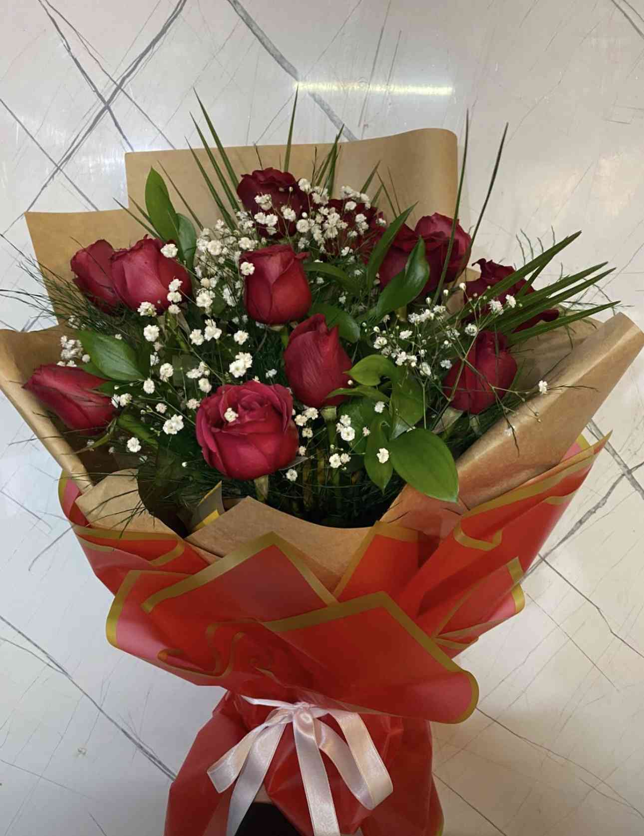 Nizip çiçekçi Kırmızı Gül buketi 