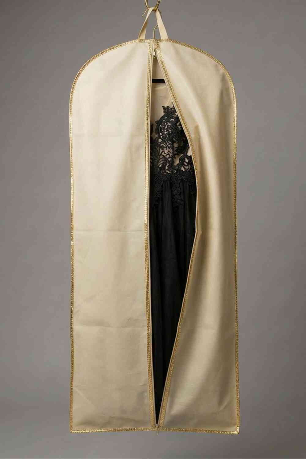 Kıyafet Kılıfları