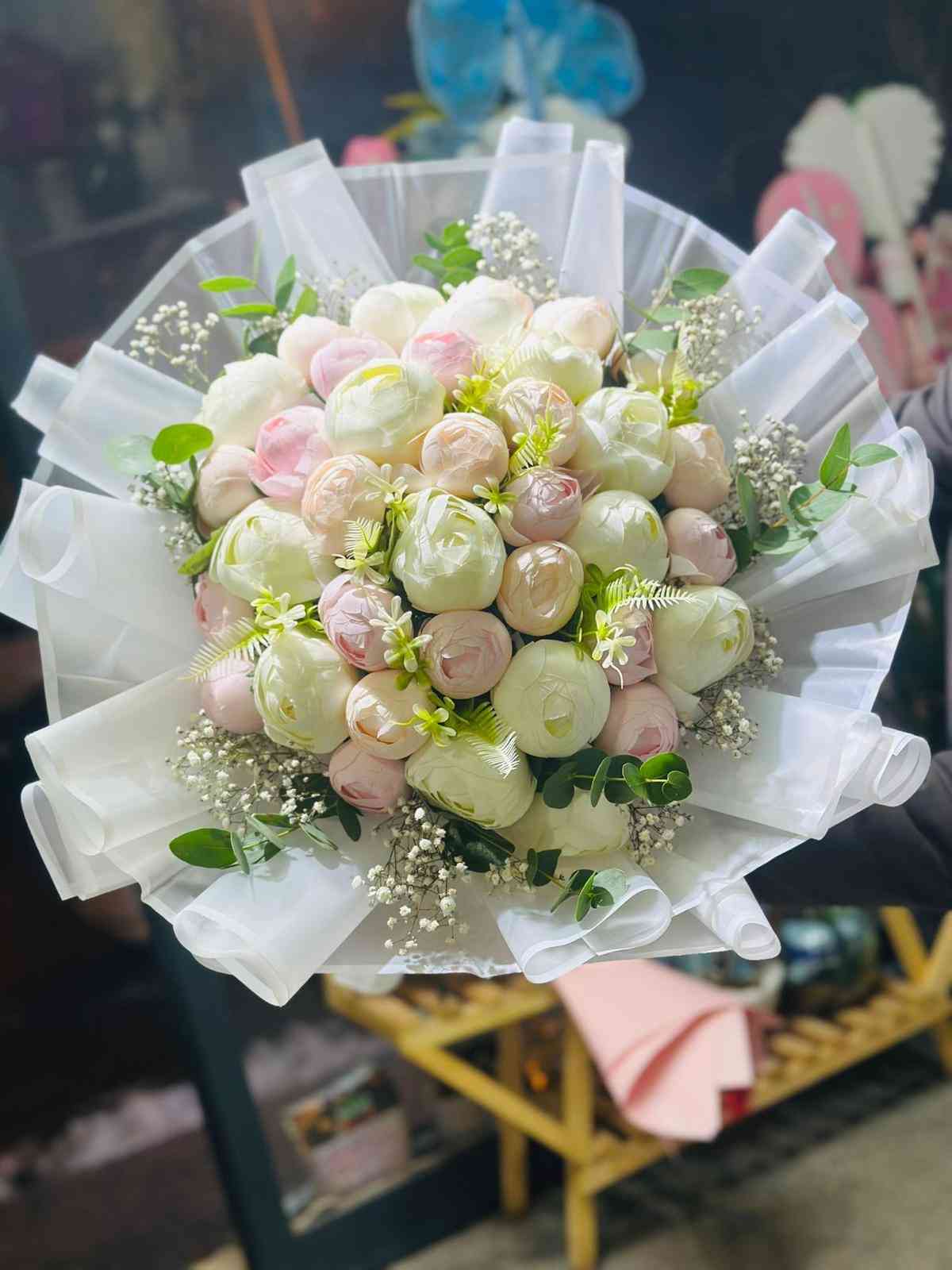 41 li özel şakayık buketi 